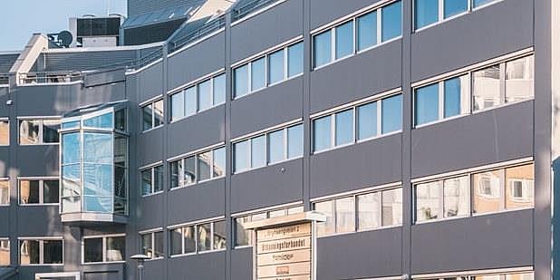 Utendørsfoto av kontorbygningen Brynsengveien 2