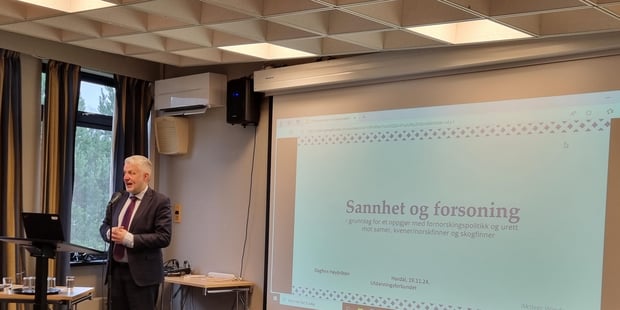 Dagfinn Høybråten holder foredrag