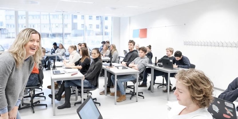 Bilde fra et klasserom med elever