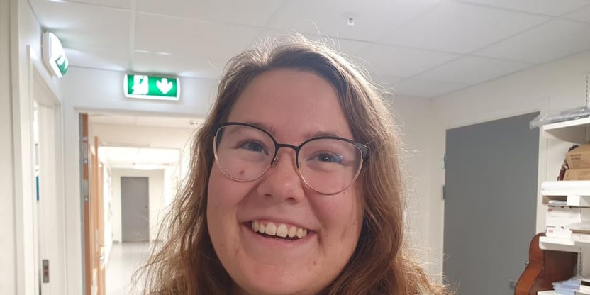Vi ser nærbilde av Lisa Kristiansen Frustøl.