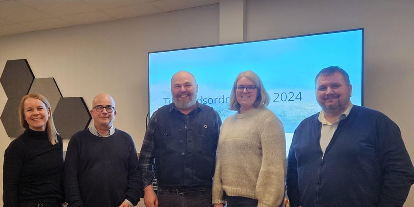 Utdanningsforbundet deltok med kontaktperson barnehage, Elisabet Tobiassen, kontaktperson grunnskole, Einar Hanssen, og kontaktperson videregående opplæring og fagskole Viggo Albertsen. På bildet ser vi de sammen med kontaktpersonene hos Statsforvalteren Eirik Arntsen og Vibeke Mæhlum.