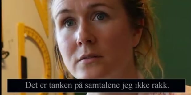 Bilde av en kontaktlærer, med tekstlinje "Det er tanken på samtalene jeg ikke rakk"