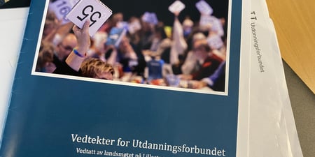 Bilde av forsiden til Utdanningsforbundets vedteksthefte
