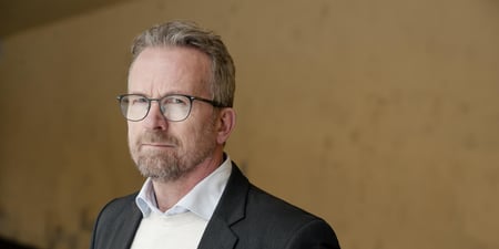 Ein alvorleg Geir Røsvoll.