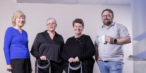 Fra venstre mot høyre: Margareth Vatne Rønningsen, Elisabeth Eikeland, Nina Horpestad og Hogne Helgesen - FOTO