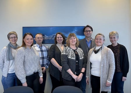 Bilde :Fra venstre: Siri Møller (Brønnøysund), Marita Pettersen (Bodø), Rainer Hultgren (Rana), Elin Valøy (Bodø), Randi Oskarsen (Steigen), Trond Hagen (Utdanningsforbundet Nordland), Nina Hjelmseth Larssen (Alstahaug), Ellen Sollund (Fauske)