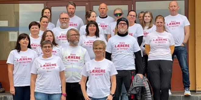 Foto av lærere ved Straumen