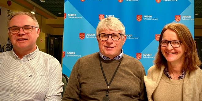 Vi ser bilde av Anne-Cathrine Fodstad, Arne Thomassen og Atle Oanes. Avbildet i halvfigur