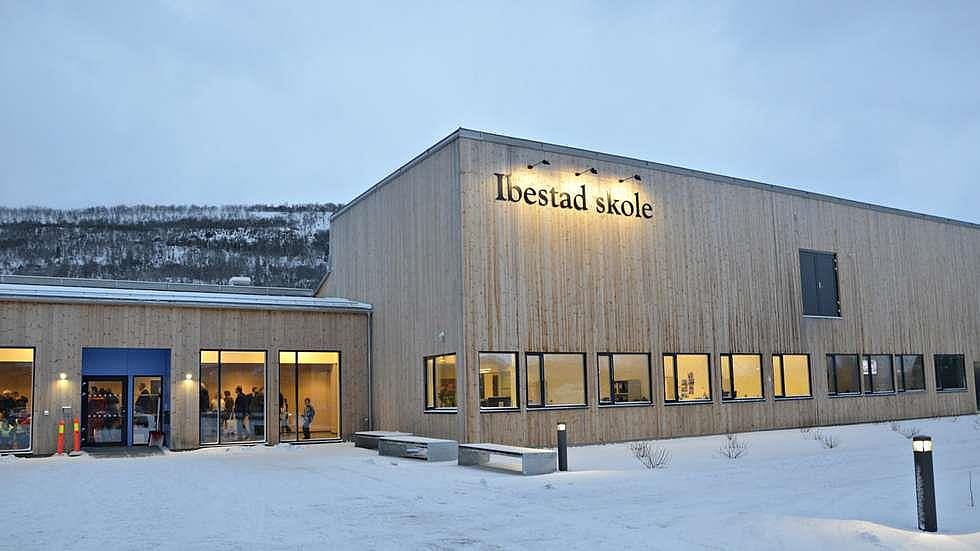 Ibestad Skole (hentet fra Ibestad kommune sin Facebook-side)